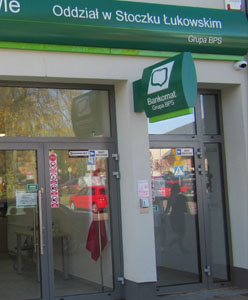 Centrala obraz przedstawia bankomat